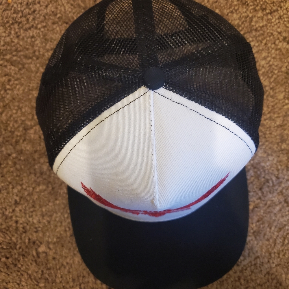 Snapback - Picture 3 of 4